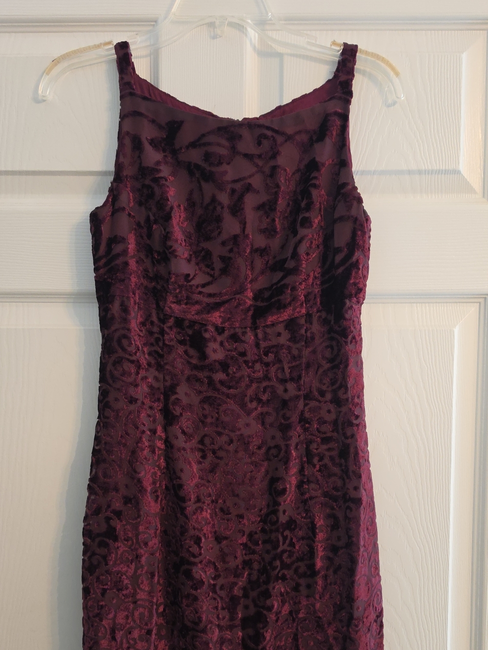 Scott McClintock Sleeveless Burgundy Velvet Burnout Midi Dress